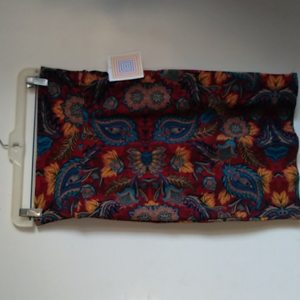 Lu La Roe floral skirt size  XS